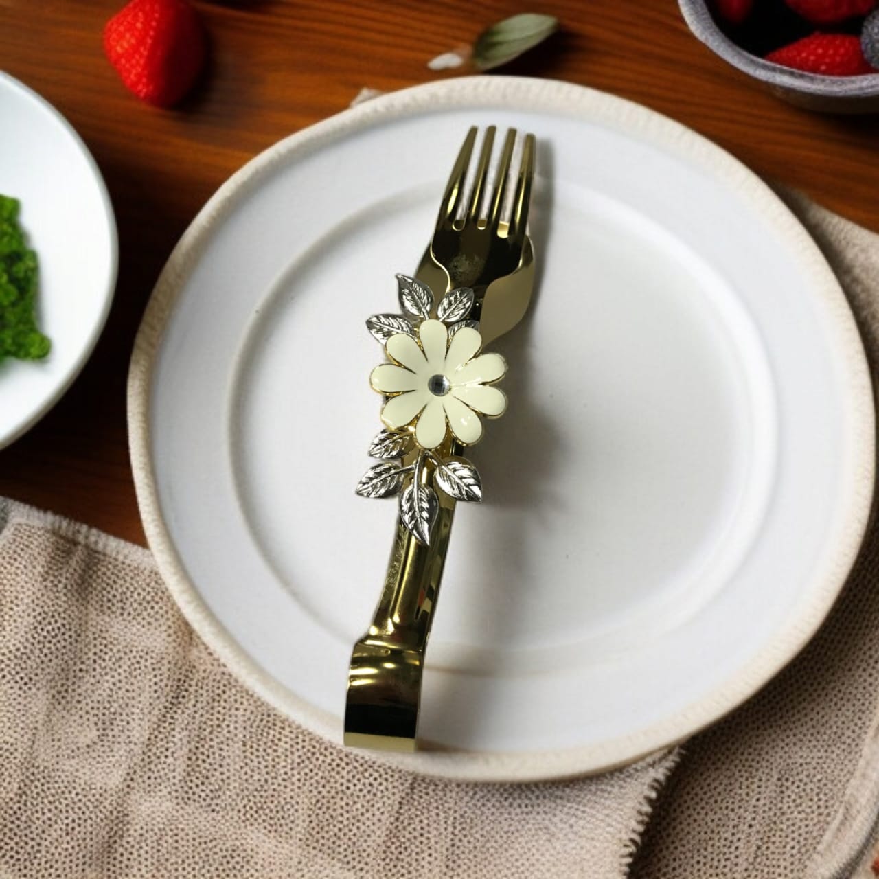 Flower Design Golden Tong-D2